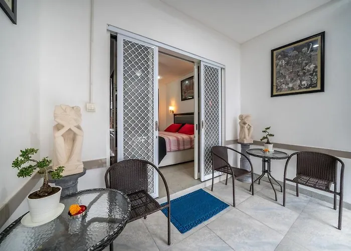 - 3 Bedroom Private Pool On Jl Mataram! Villa Kuta (Bali)