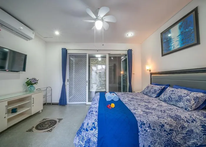 - 3 Bedroom Private Pool On Jl Mataram! *