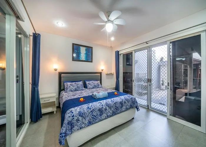 Villa - 3 Bedroom Private Pool On Jl Mataram!