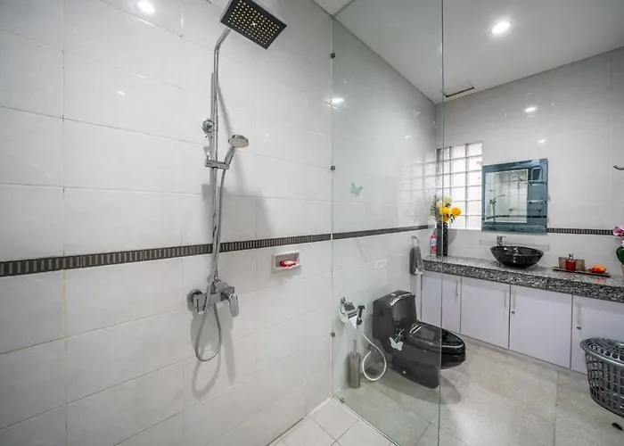 Villa - 3 Bedroom Private Pool On Jl Mataram! *