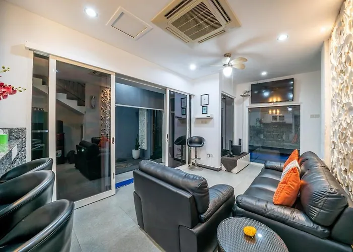 - 3 Bedroom Private Pool On Jl Mataram! Villa