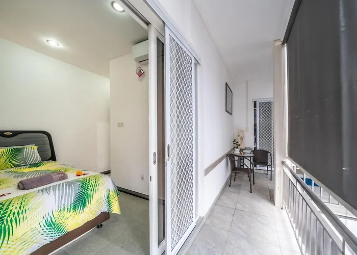 Villa - 3 Bedroom Private Pool On Jl Mataram!
